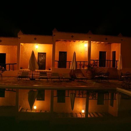 תפראוט Auberge Kasbah Chez Amaliya מראה חיצוני תמונה