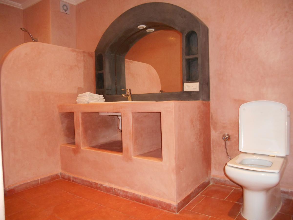 תפראוט Auberge Kasbah Chez Amaliya מראה חיצוני תמונה