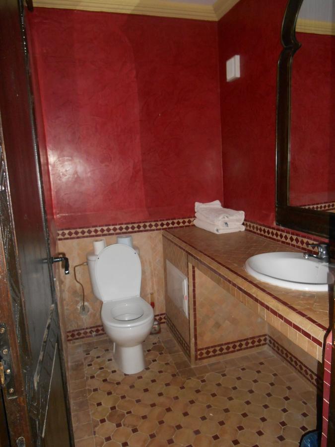 תפראוט Auberge Kasbah Chez Amaliya מראה חיצוני תמונה